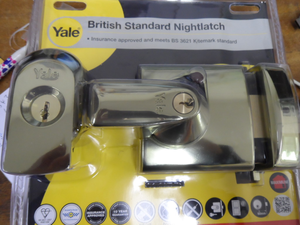 Yale British Standard rim deadlock, the ultimate for wooden doors